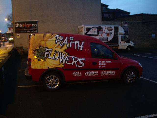 Raith Flowers - van graphic printing